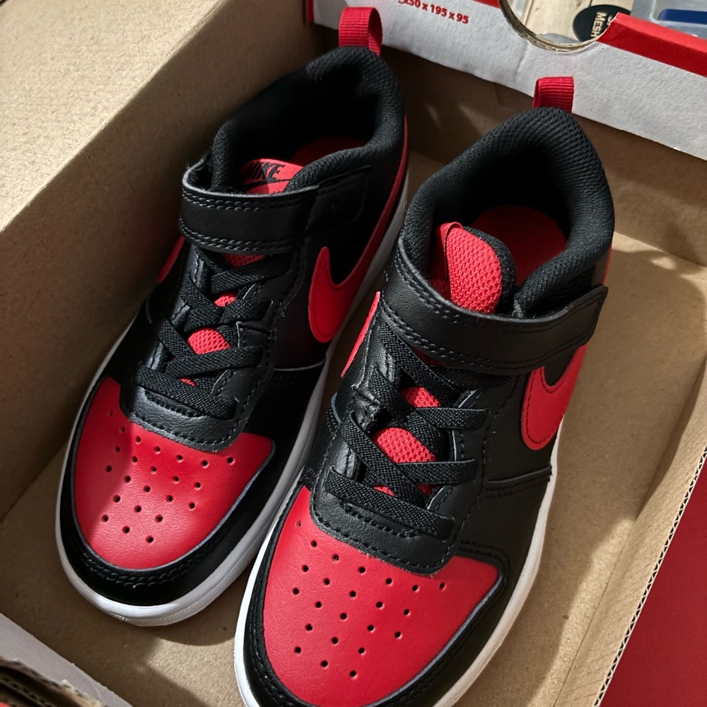 Nike Kids Red and Black Sneakers